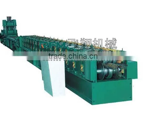 Hydraulic Highway Guardrail Roll Forming Machine photo-4