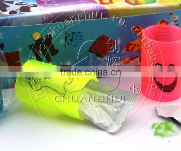 Small Slinky Ring Toy With Popping Candy photo-3