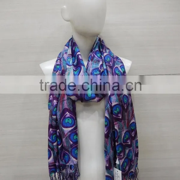SOFT FEEL AND FINE BLEND VISCOSE SCARF 2017 photo-2