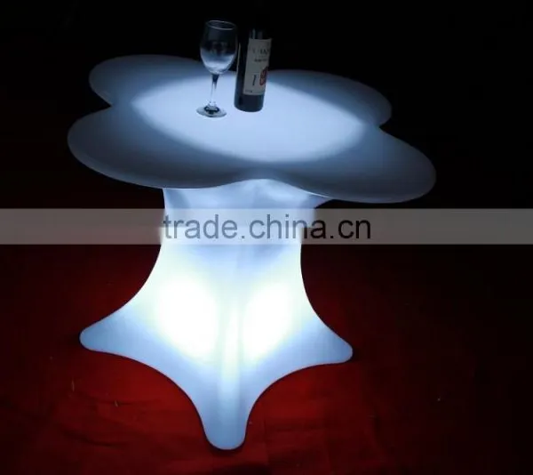 Rental Wholesale Plastic Furniture Led Cocktail Table photo-5
