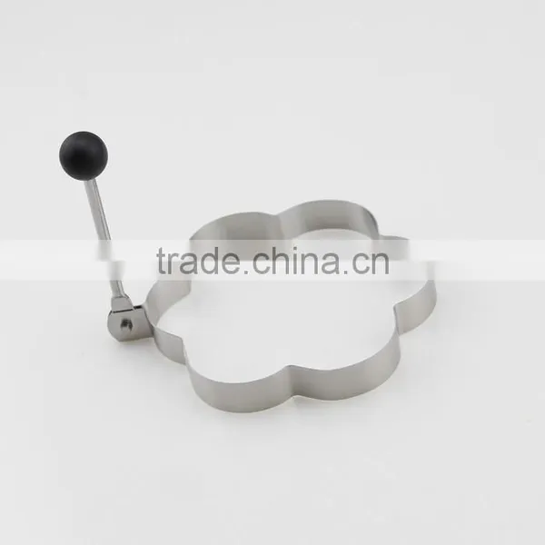 Pretty Flower Shape Fried Egg Mold photo-3