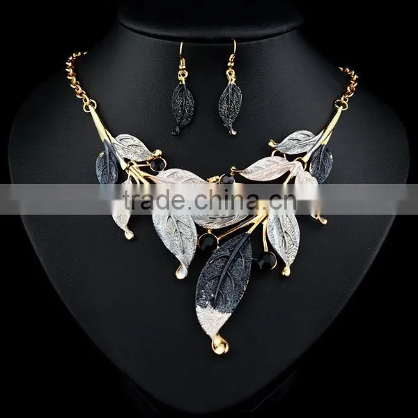New Women Rhinestone Crystal Necklace Earring Wedding Bridal Jewelry Set photo-3