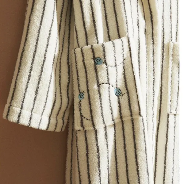 Quality Bathrobe With OKEO-TEX and BSCI Accept OEM Design and Size Requirement for Adults and Kids photo-3