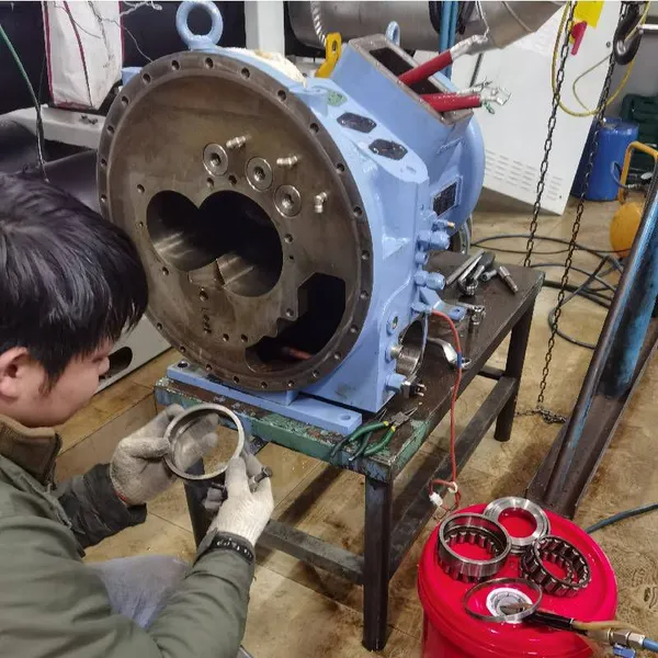 Replacement of the Main Board of Hanzhong 40p Unit With Burnt - Out Motor, Cleaning of Multi - Split Air Conditioners, Restoration of Dadi Frequency - Conversion All - in - One Machine, and Dealing With Water Ingress of Fusheng photo-2