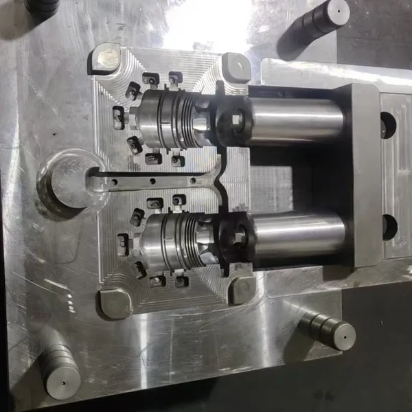 High Pressure Die Casting Tooling & Mold Service Die Casting Mold & Tooling Service Custom Molds for Aluminum & Zinc | Up to 800T | Fast Turnaround photo-2