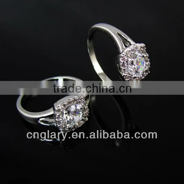 Fashion Cubic Zirconia Diamond Wedding Ring for Women