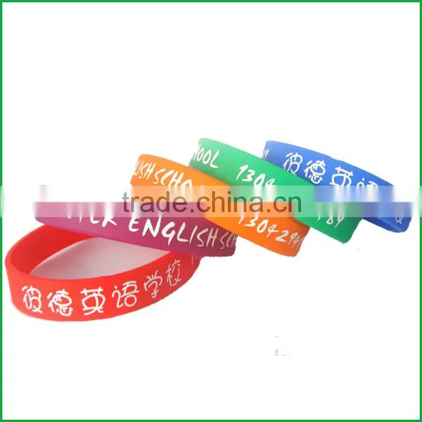 Factory Wholesale Silicone Special Design Wrist Band Rubber Blacelet/Disney Audited Factory photo-2