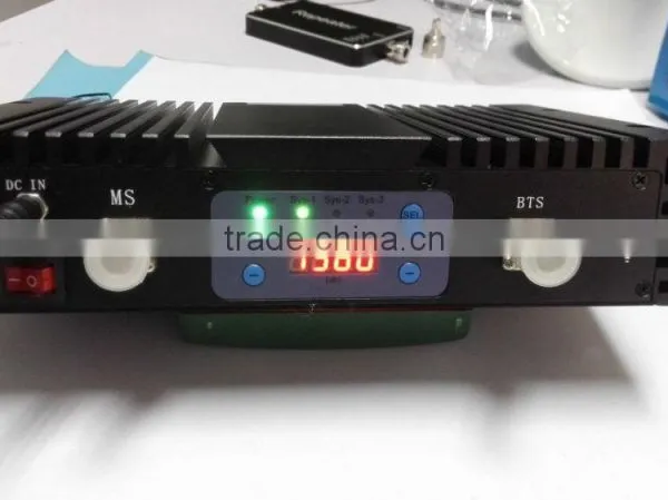 Long Coverage 3G Network 2100mhz Signal Booster Mobile Signal Booster photo-2