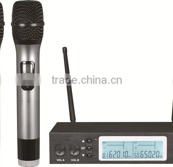 Professional Handheld UHF Wireless Microphone System