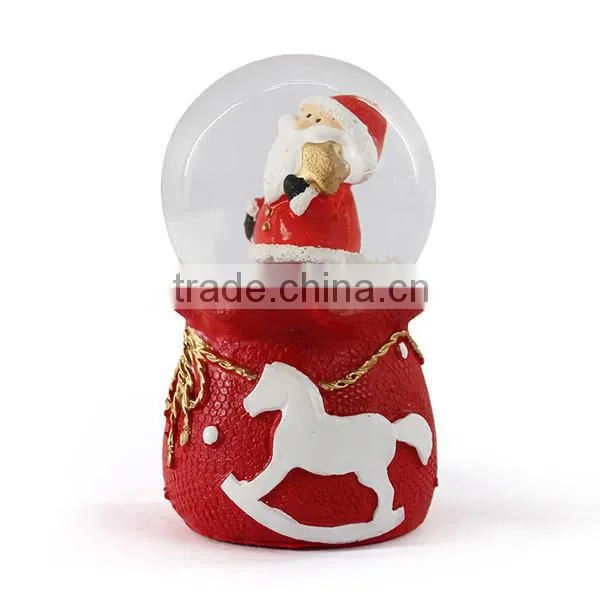 2015 Custom Hotsale Glass Snow Globe photo-4