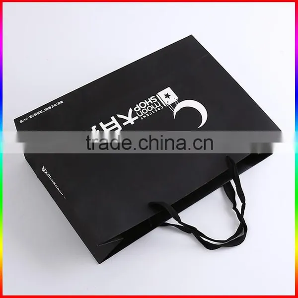 Custom Black Printing Paper Clothing Bag photo-3