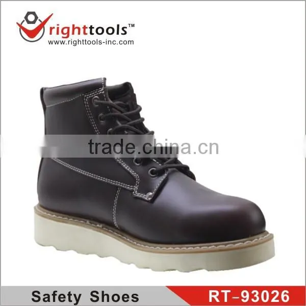 RIGHTTOOLS RT-93026 Goodyear Safety Shoes