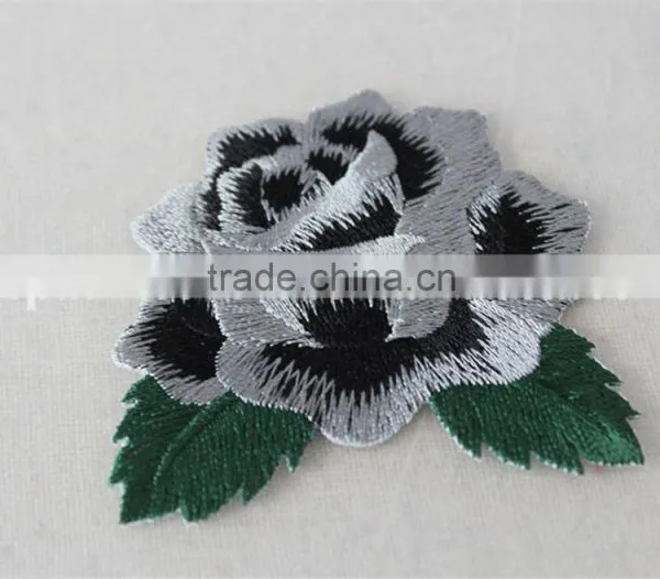 2016 New Patch Work Blouse Designs 6*7cm Red Rose and Gray Rose Flower Embroidery Patches Tim for Clothing photo-3