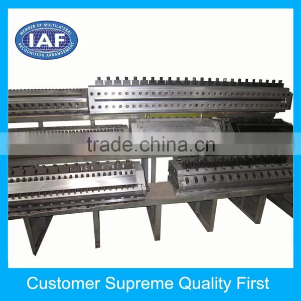 China Low Price T-die Plastic Molding photo-3