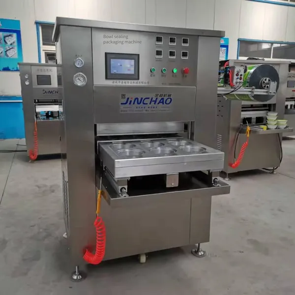 Modified Atmosphere Packaging Machine for Locking Freshness of Chilled Meat in Sealed Boxes, Box-type Vacuum Packaging Machine for Fresh Pork photo-2
