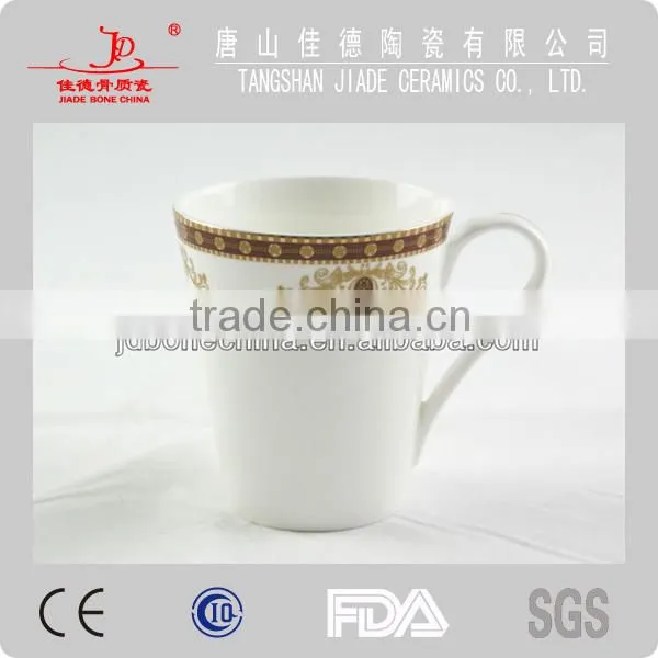 New Arrivals Eco-friendly Fine Bone China Dinning Room Set Manufacture photo-3