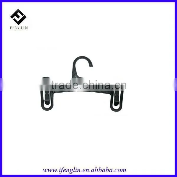 Small Plastic Slipper Hanger