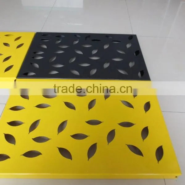 Electric Galvanized Punching Perforated Mesh Panel photo-5