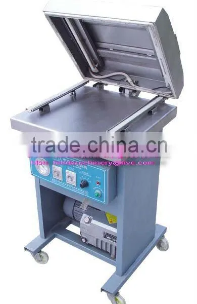 Vacuum packing machine