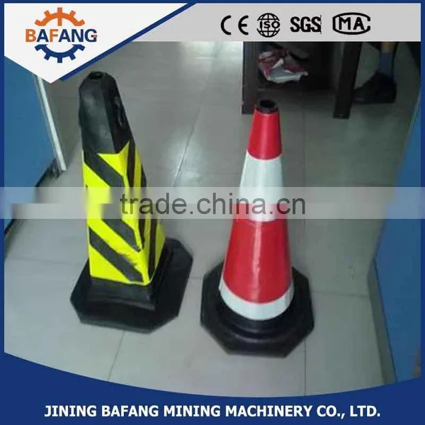 High Quality Conical Tube Roadblock Factory Supplier Traffic Safety Cone photo-4
