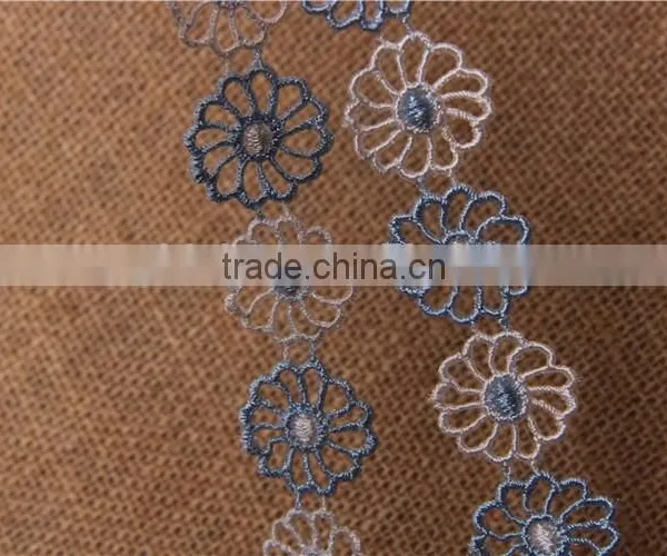 Two-tone Flower Pattern Chemical Hollow Lace Trim for Accessory and Garment photo-4