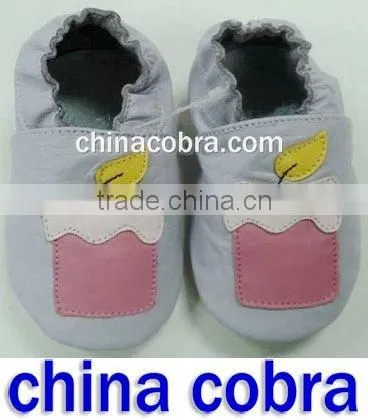 Baby Shoes ( 2012 Hot Design ) photo-3