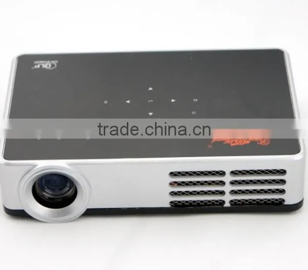 Latest Video Projector Mobile Phone Mini Projector for Smartphones photo-3