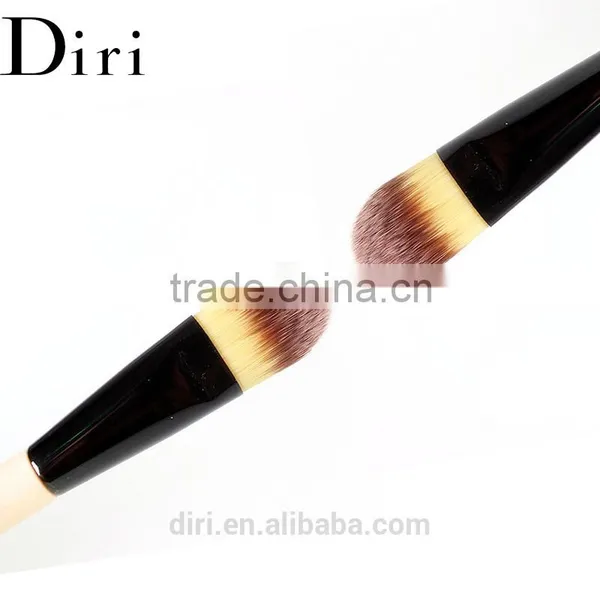 Double Ended Tapered Foundation and Concealer Cosmetic Brush photo-5