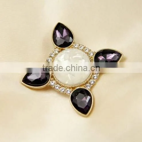 Multicolor Crystal Alloy Pin Brooch Pin photo-2