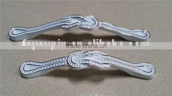 Flower Style Ivory Zinc Alloy Cabinet Pull Handle for Drawer/Dresser/Closet photo-2