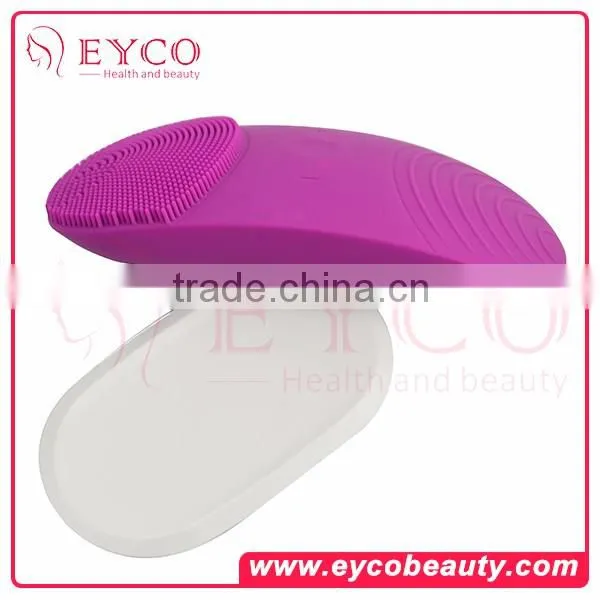 Electric Rechargeable Waterproof Silicone Facial Oil Cleansing Brush Massager photo-6