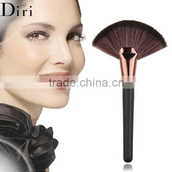 2016 Best Cosmetic Large Body Powder Brush Makeup Brushes Free Sample Facial Fan Brushes photo-2