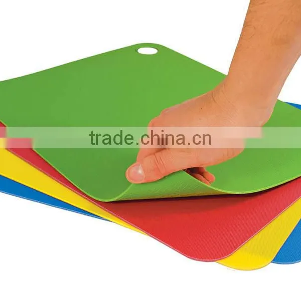 4pcs In1 Set Anti-skid Flexible Plastic Chopping Mats photo-2