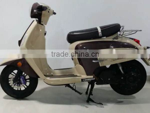 72v Good Climbing Gear Motor Electric Scooter photo-2