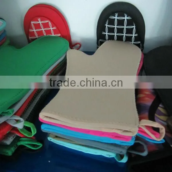 China Funny Heat Insulation Glove Made of Neoprene for Sale photo-6