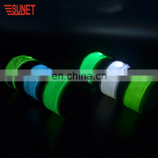 China Custom Glow Reflective Slap Band photo-5