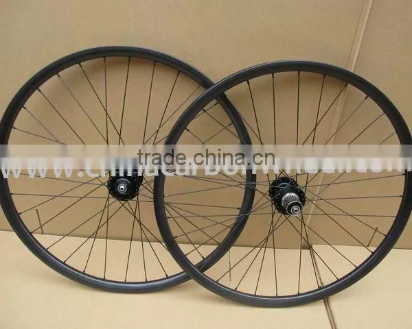 13.07302 Ruote Carbonio Carbon Wheels 25mm Clincher 26er Carbon Wheels