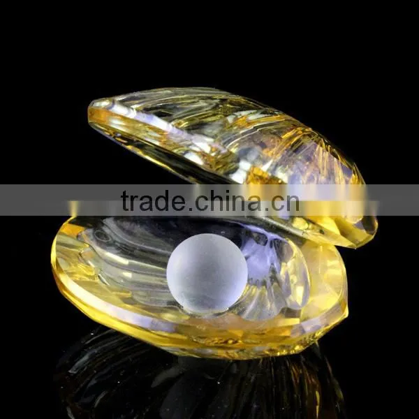 Cute Crystal Shell With Pearl