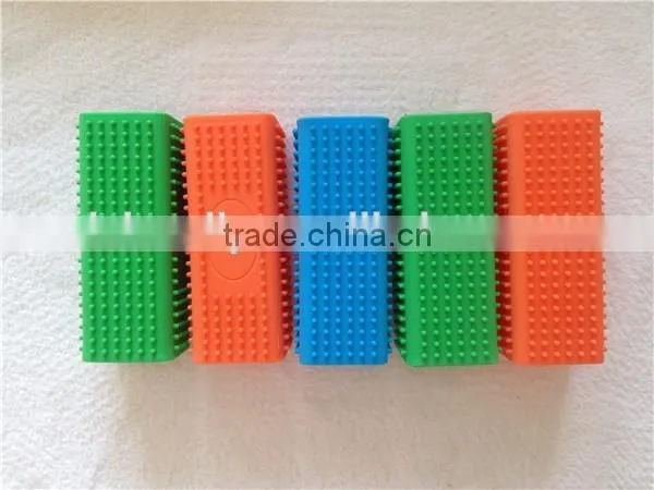2015 New Develop New Arrival Silicone With PP Pet Hair Removel Brush Dog Grooming Comb Massage photo-6