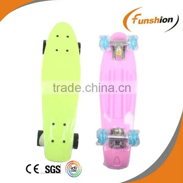 22 Inch Fish Skateboard With Painted Truck