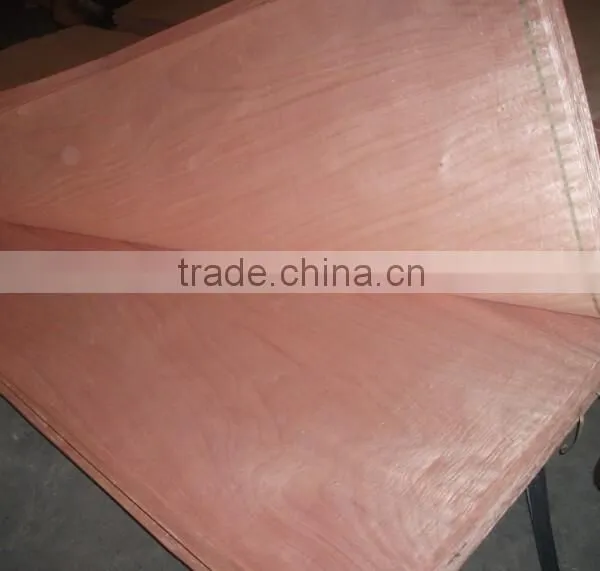 China HOT SALE High Quality AB Grade Mahogany Veneer Wood Sheets/redwood Veneer/rotary Peeled Face Veener photo-2