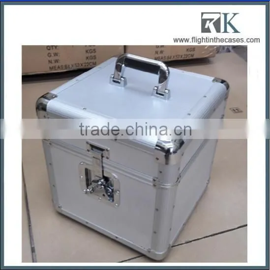 Silver Custom Aluminum Laptop Carrying Case For Women With Metal Lock photo-3