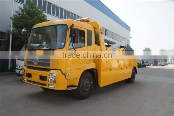 China New Dongfeng 6 Wheels Euro4 Wrecker Truck photo-5
