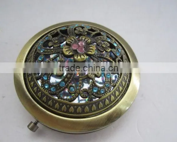 Retro Round Hollowing Metal Mirror With Diamonds/mirror photo-2
