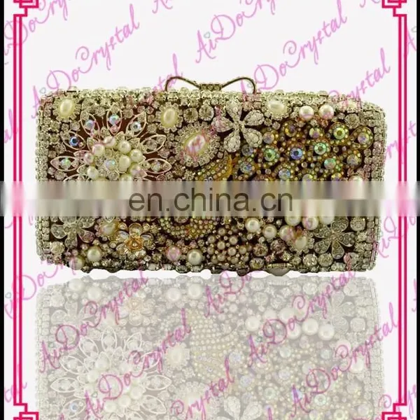 Aidocrystal Handmade Crystal Golden Iridesent Flower Pattern Evening Handbag for Bridal Woman