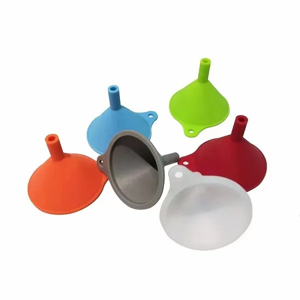 Small Foldable Silicone Funnel for Kitchen Use, Collapsible Mini Liquid Transfer Funnel for Filling Oil, Spice, and Small Containers