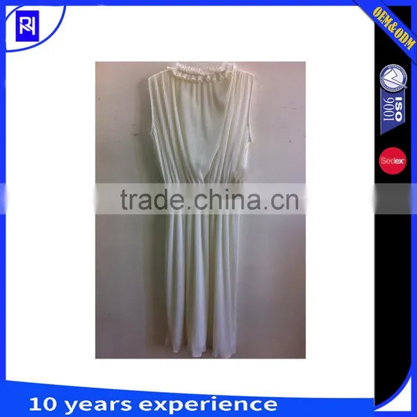 100% Polyester Fabric Pleated Solid Color Dress Ruffles Around V Neck Sleeveless Elastic Waist Elegant Latest Fashion Design photo-2