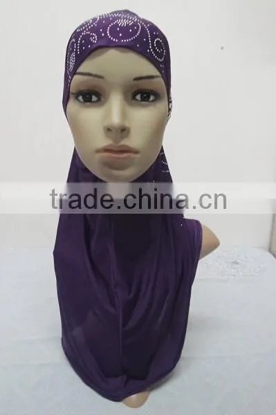 H252 Latest Muslim Hijab With Rhinestone and Crystals photo-5