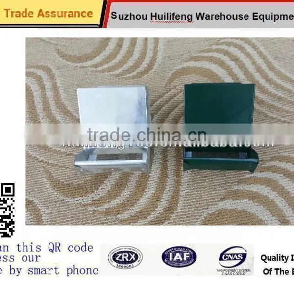 1.25 LBS Metal Hanging Rabbit Feeder 13X16.5X13CM photo-2