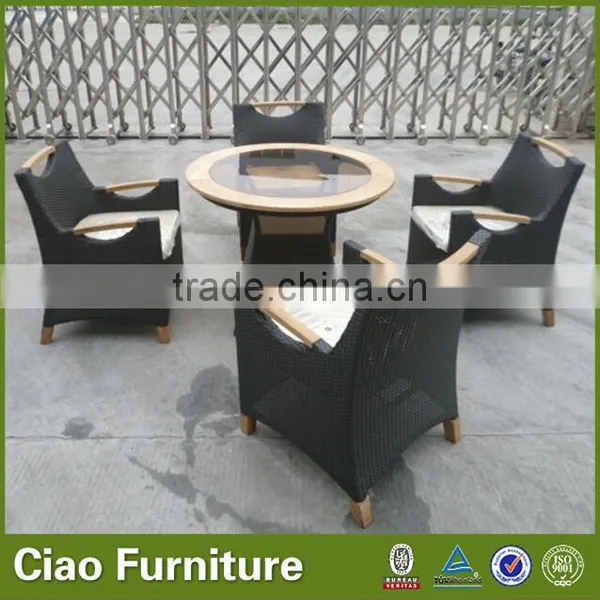 German New Modern Cheap Indoor Rattan Dining Furniture photo-3